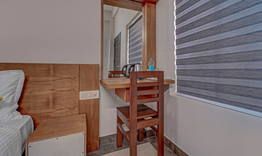 Treebo Regalia Inn Civil Station,No 413,413A-E,413D1-D5,413E1-E5,Ward No6,Madathumpadi,Opposit Civil Station,Kalpetta,Wayanad,Kerala -673122,3 star