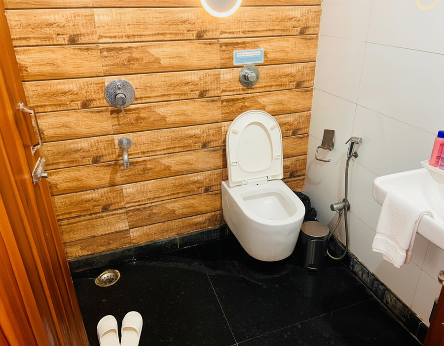 hotel church house rohini near metro specious rooms friendly staff most preferred hotel in rohini