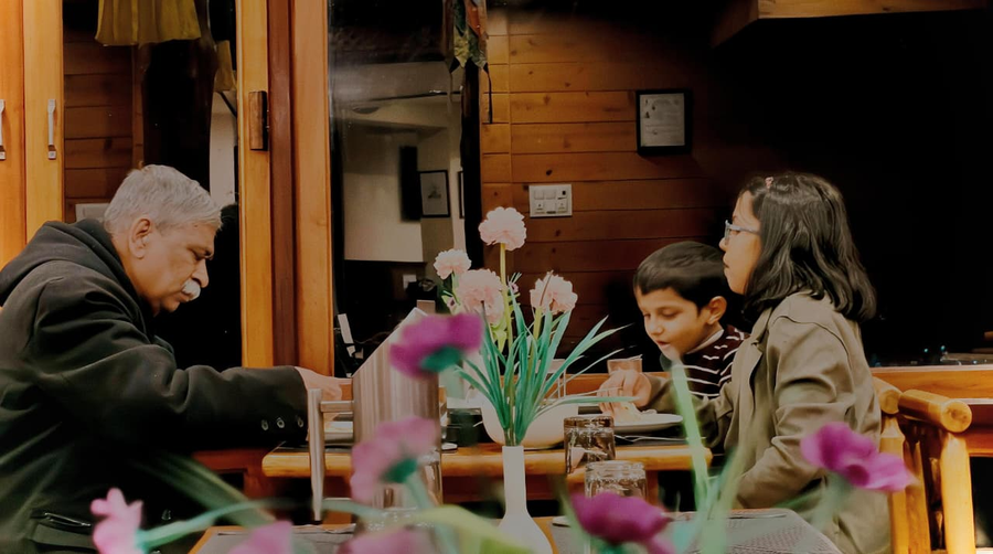 Hotel Norling Retreat,Gandhi Road,3 star