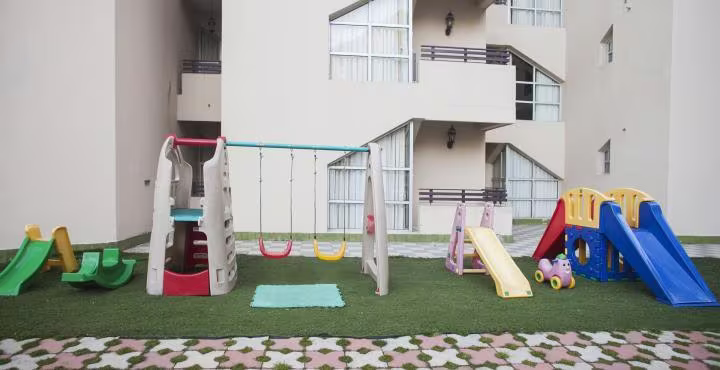 hotel arif castles