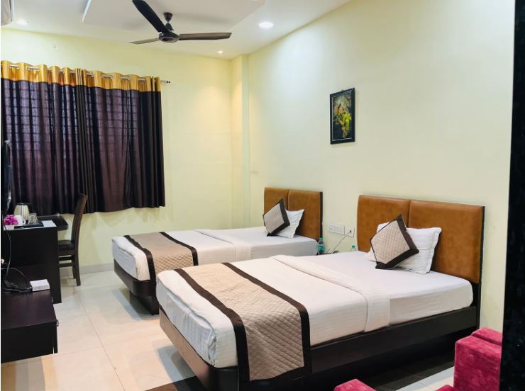 hotel jmc lavish pithampur