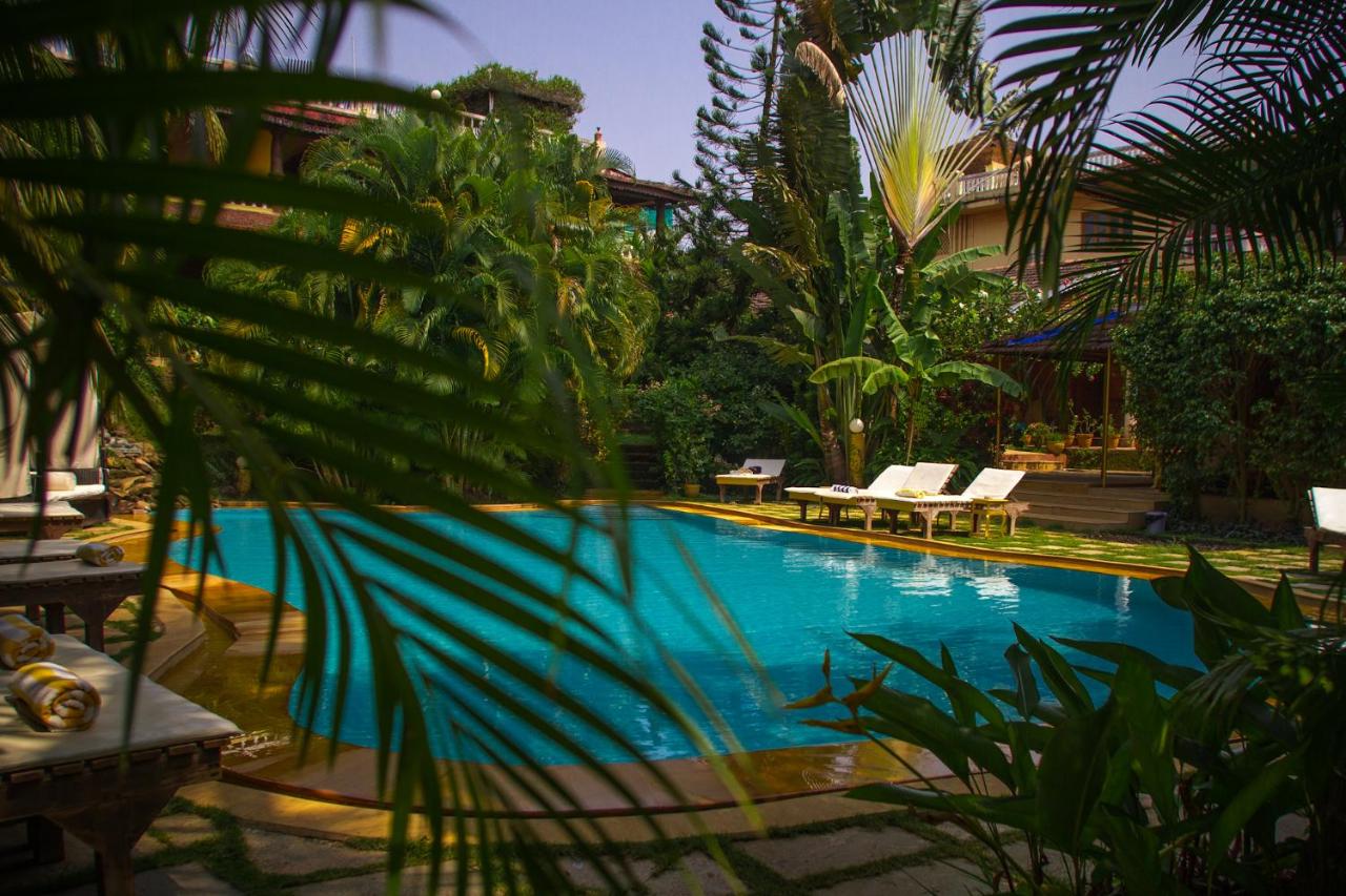 Papa Jolly Eco Resort,Morjim,3 star