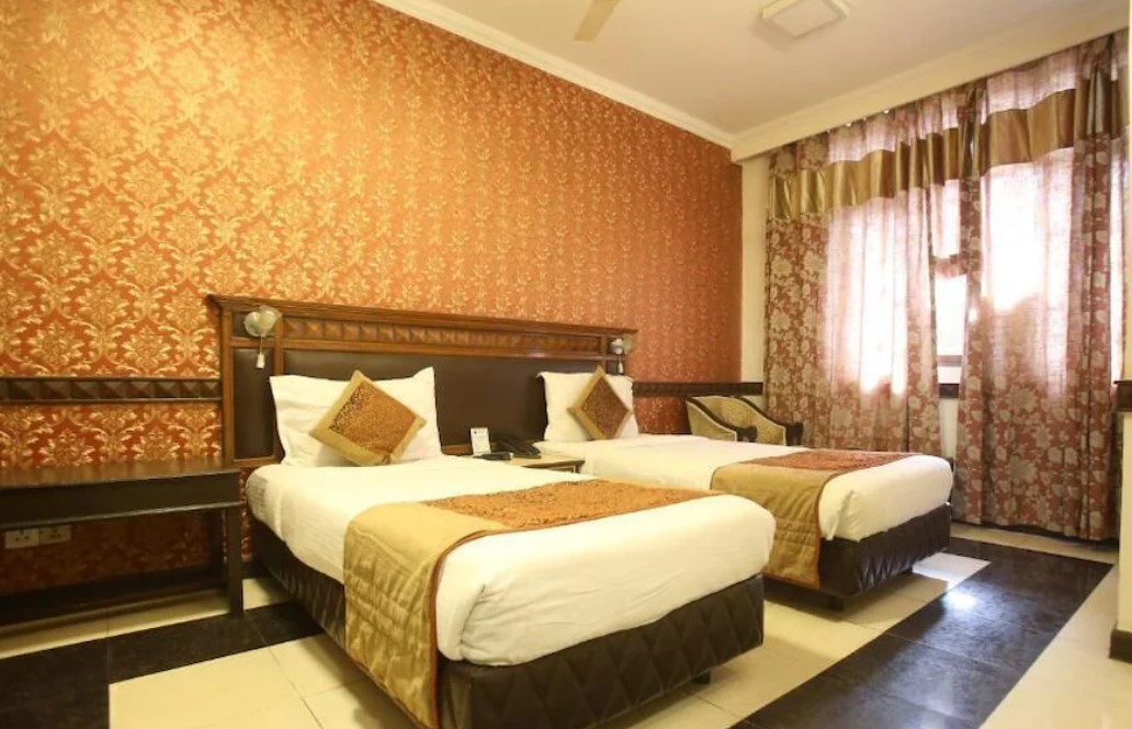 hotel amar inn by quadis lajpat nagar