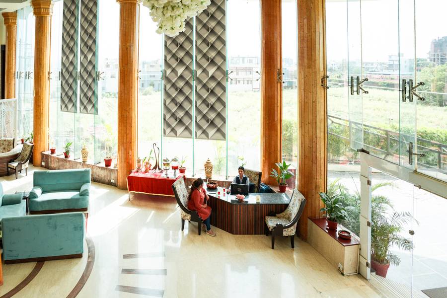 Pride Premier Solitaire Dehradun,Mussoorie>>Dehradun,4 star
