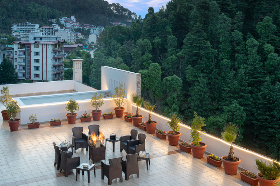 Clarks Inn Bhowali,Bhowali Bhimtal Road,4 star