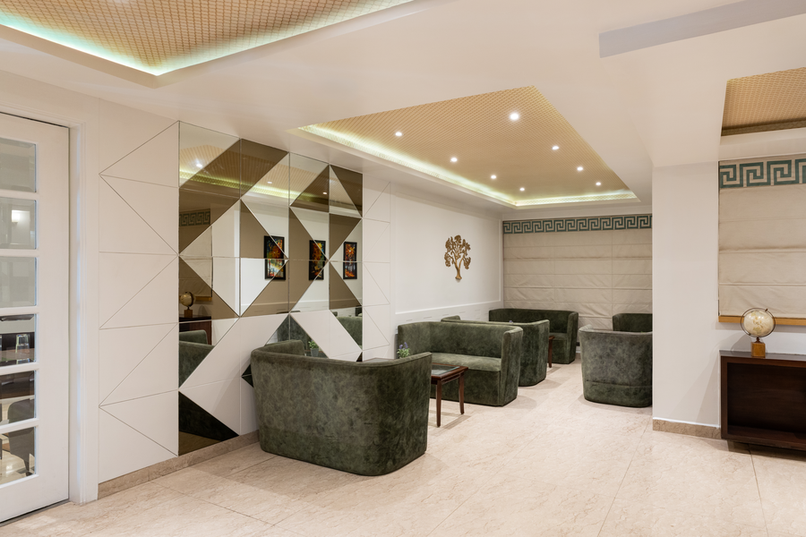 Clarks Inn Bhowali,Bhowali Bhimtal Road,4 star
