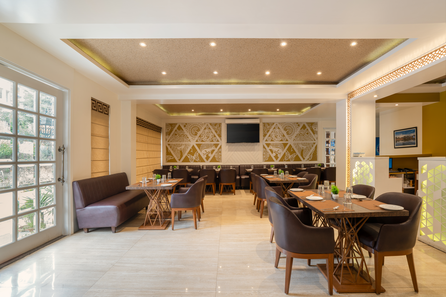 Clarks Inn Bhowali,Bhowali Bhimtal Road,4 star