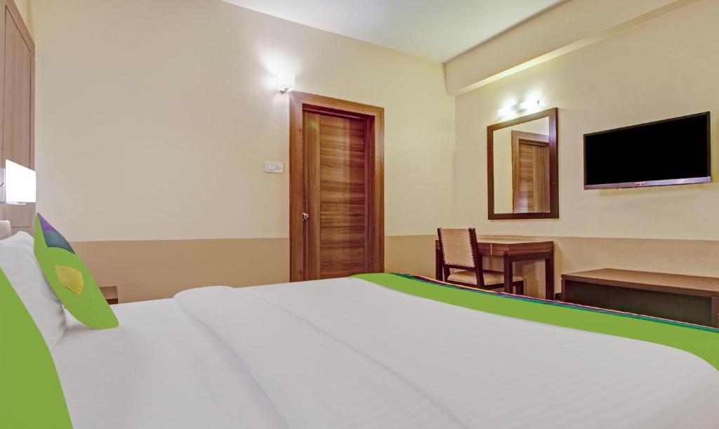 golden landmark green valley beach resort