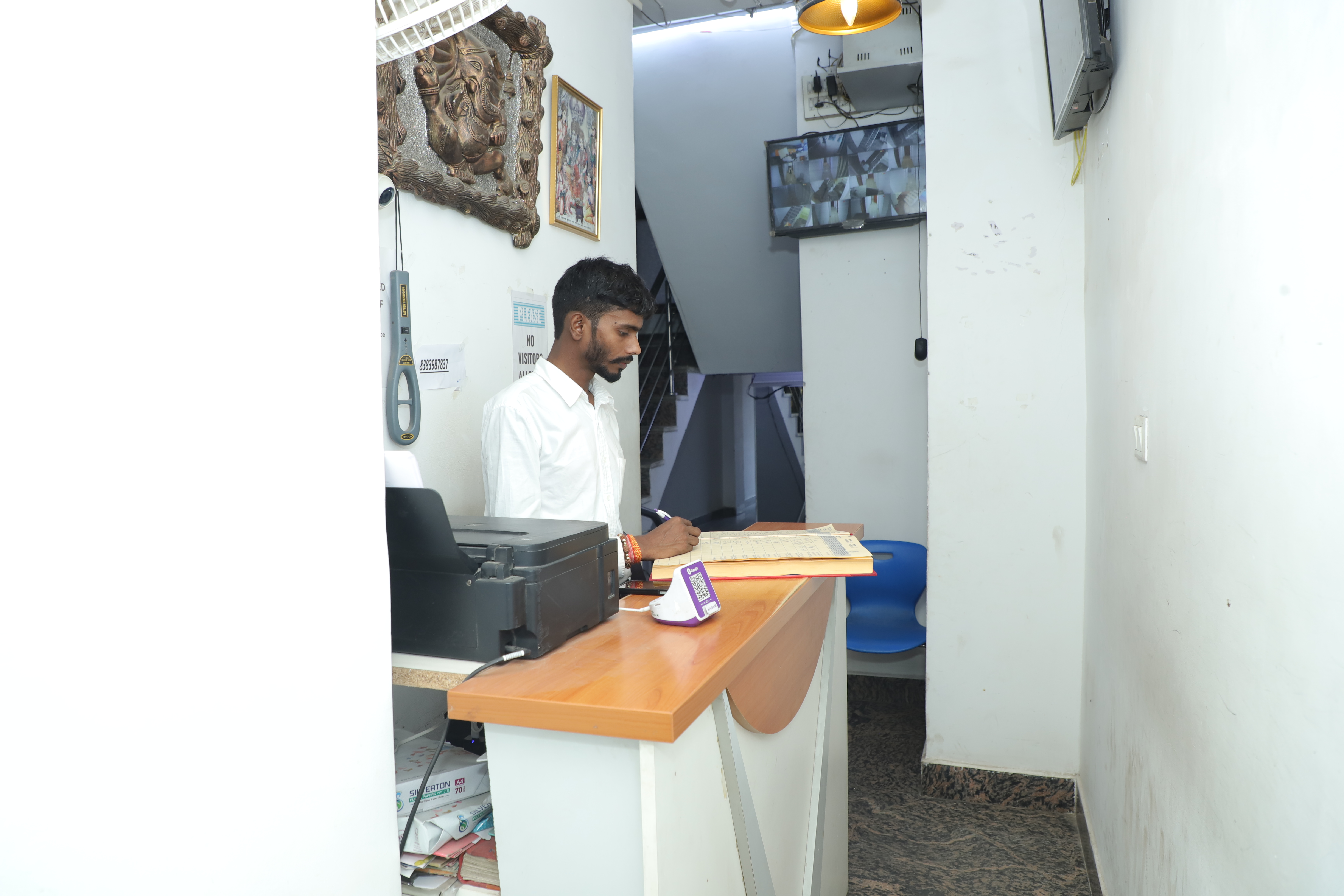 mauryan elite hotel devli khanpur