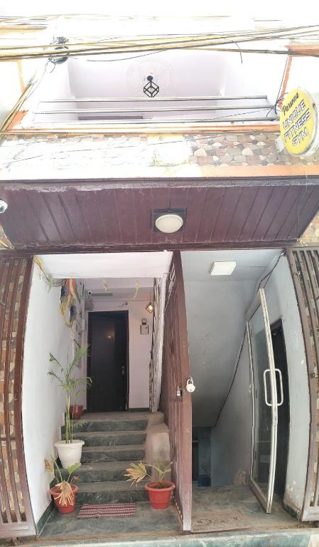 mauryan express hotel devli khanpur