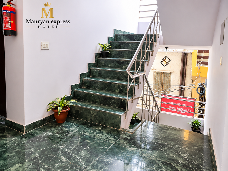 mauryan express hotel devli khanpur