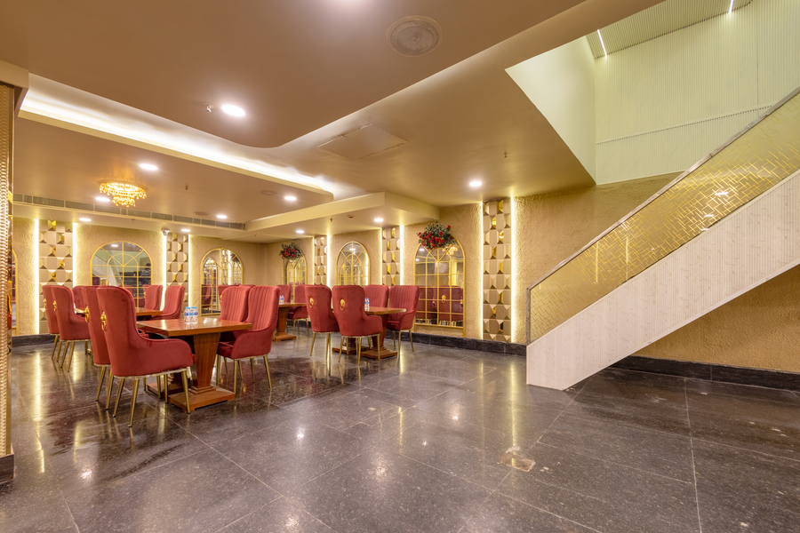 the pratiq luxe paschim vihar