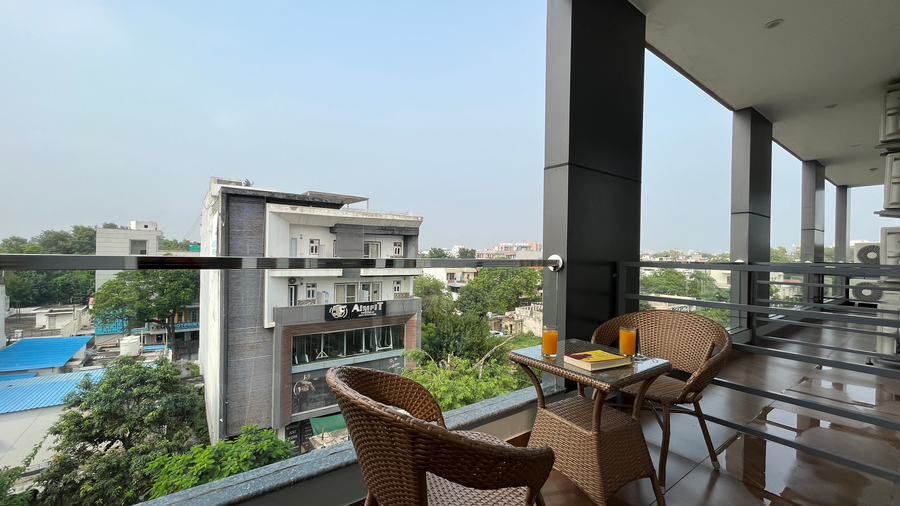 zen suites gurgaon luxe stays collection