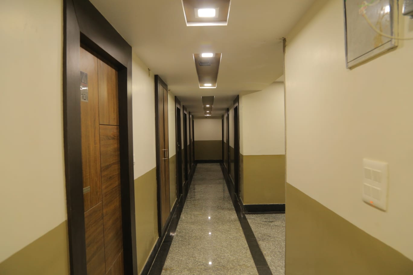Hotel Venus,Dargah Bazar Ajmer Rajasthan 305001,2 star