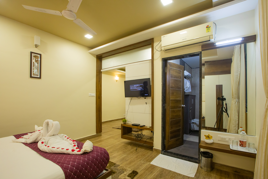 hotel rk renaissance