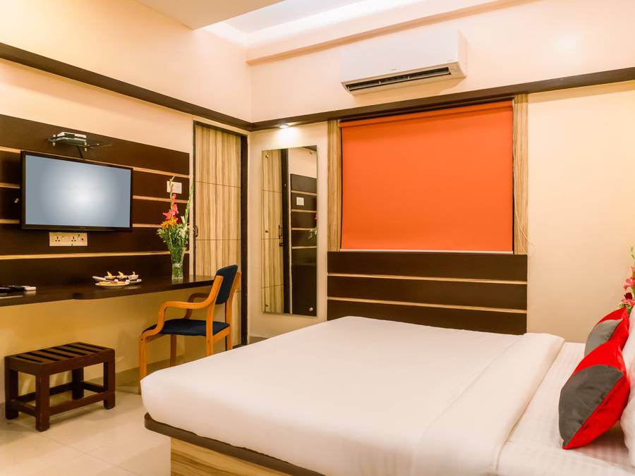 hotel golden treat