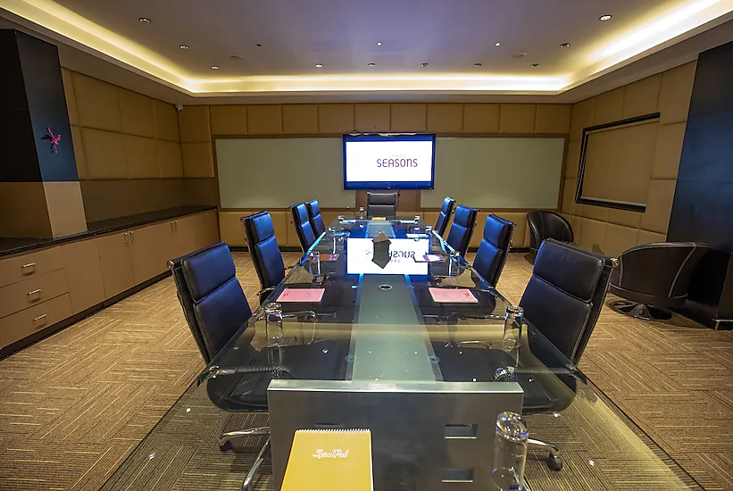 grand seasons the business hotel