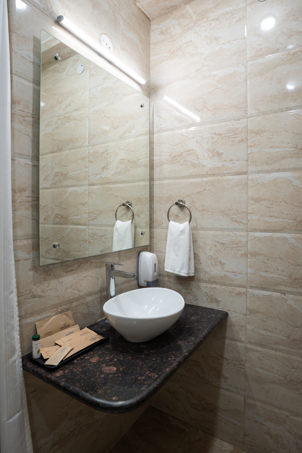 ahuja residency city centre