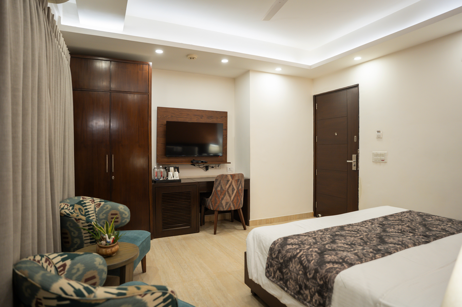 ahuja residency city centre