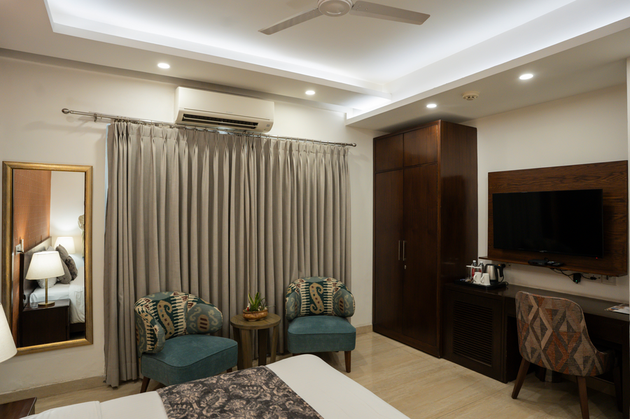 ahuja residency city centre