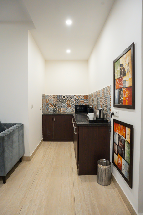ahuja residency city centre