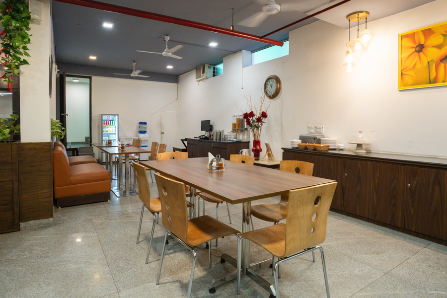 ahuja residency city centre