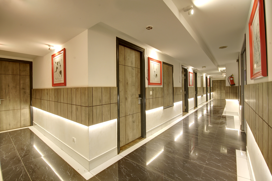 hotel town pallace patel nagar delhi