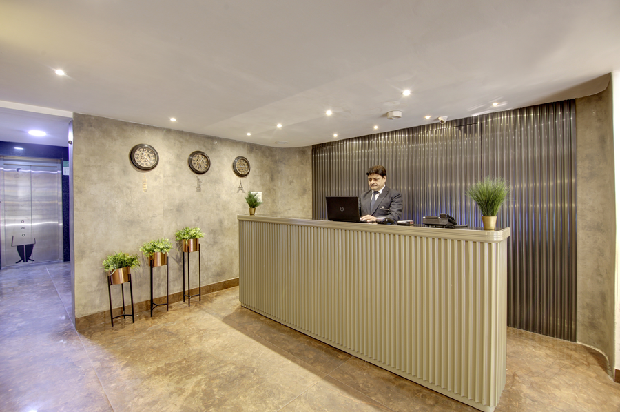 hotel town pallace patel nagar delhi