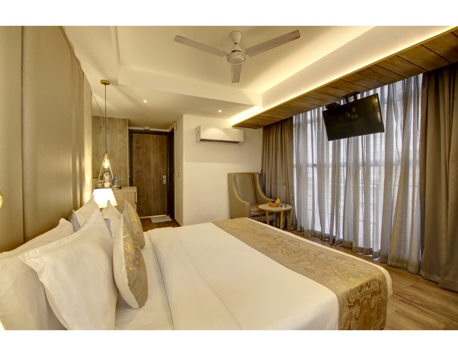 hotel town pallace patel nagar delhi