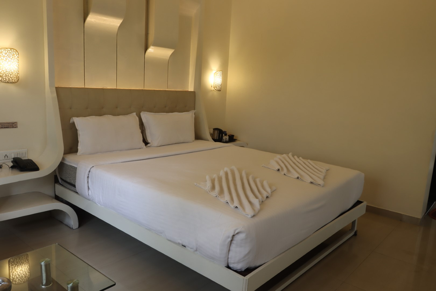 hotel sanai residency