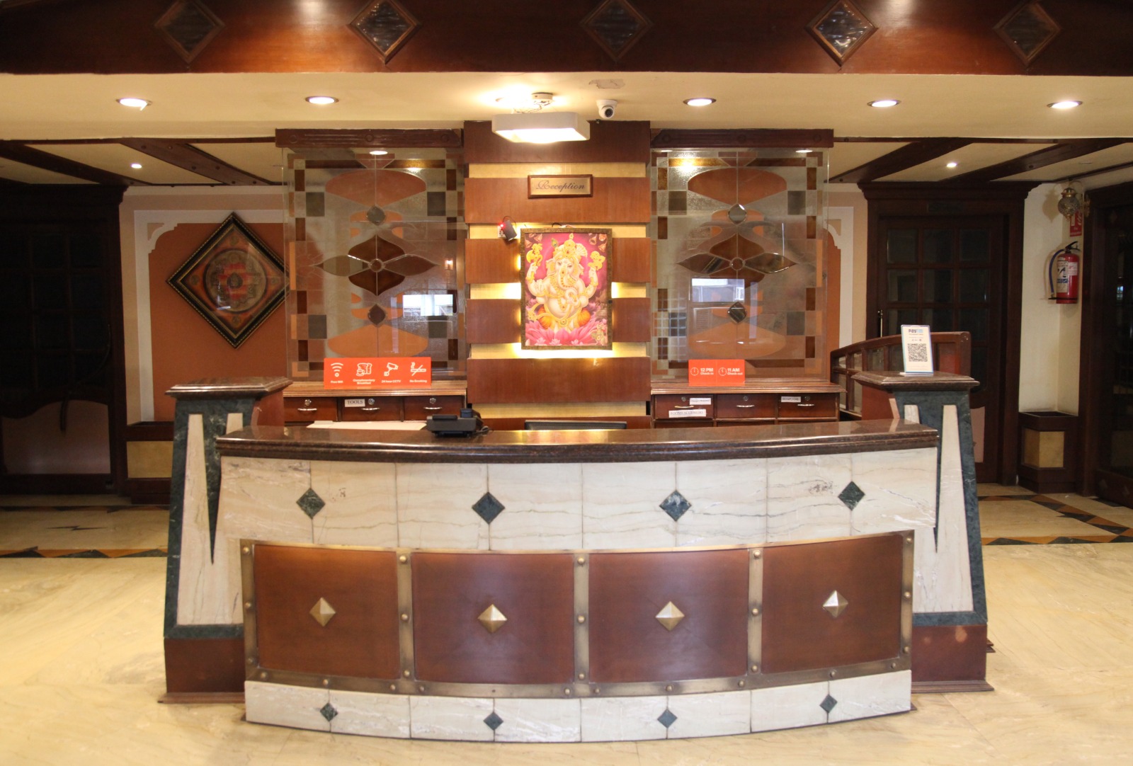 Hotel Metro Regency,3Rd Floor, Metro Plaza, Delhi Rd, Devpuri, Meerut, Uttar Pradesh 250001,3 star