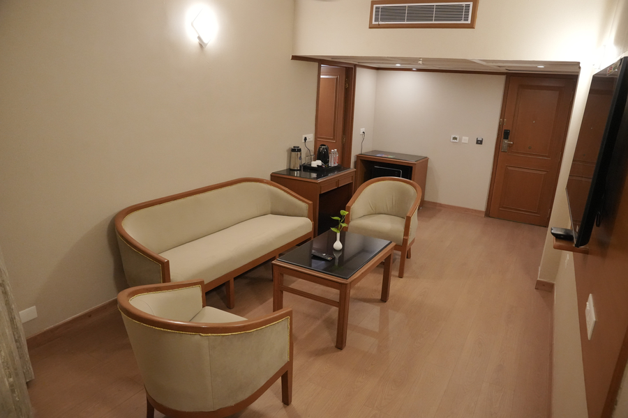 breeze residency