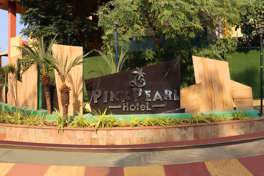 Pink Pearl Hotel And Fun City,Nh - 8, Ajmer-Jaipur Expressway Near Mahapura, Mod, Bhakrota, Jaipur, Rajasthan 302026,3 star