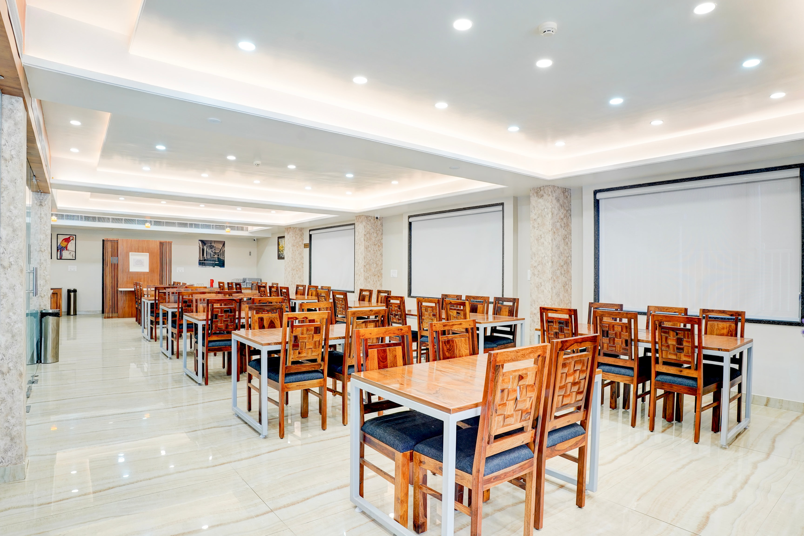 Palette Patel Nagar,Patel Nagar,3 star