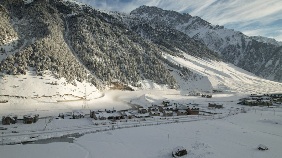 Snowland Resort & Spa Riverfront,Pahalgam>>Gund,4 star