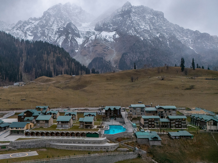Snowland Resort & Spa Riverfront,Pahalgam>>Gund,4 star