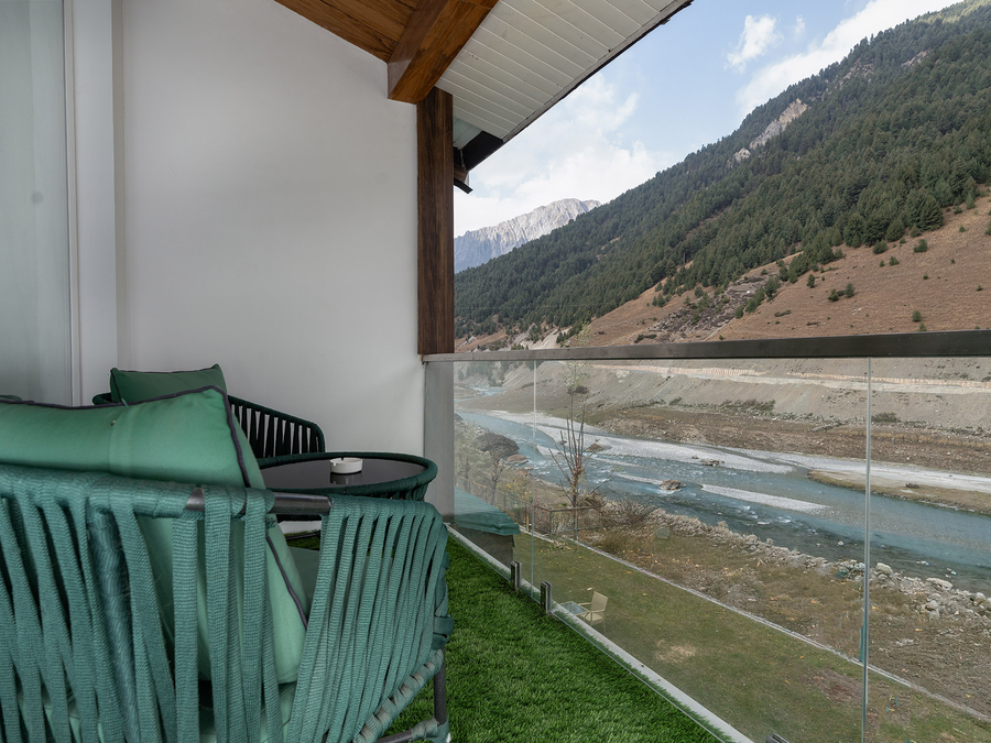 snowland resort and spa riverfront