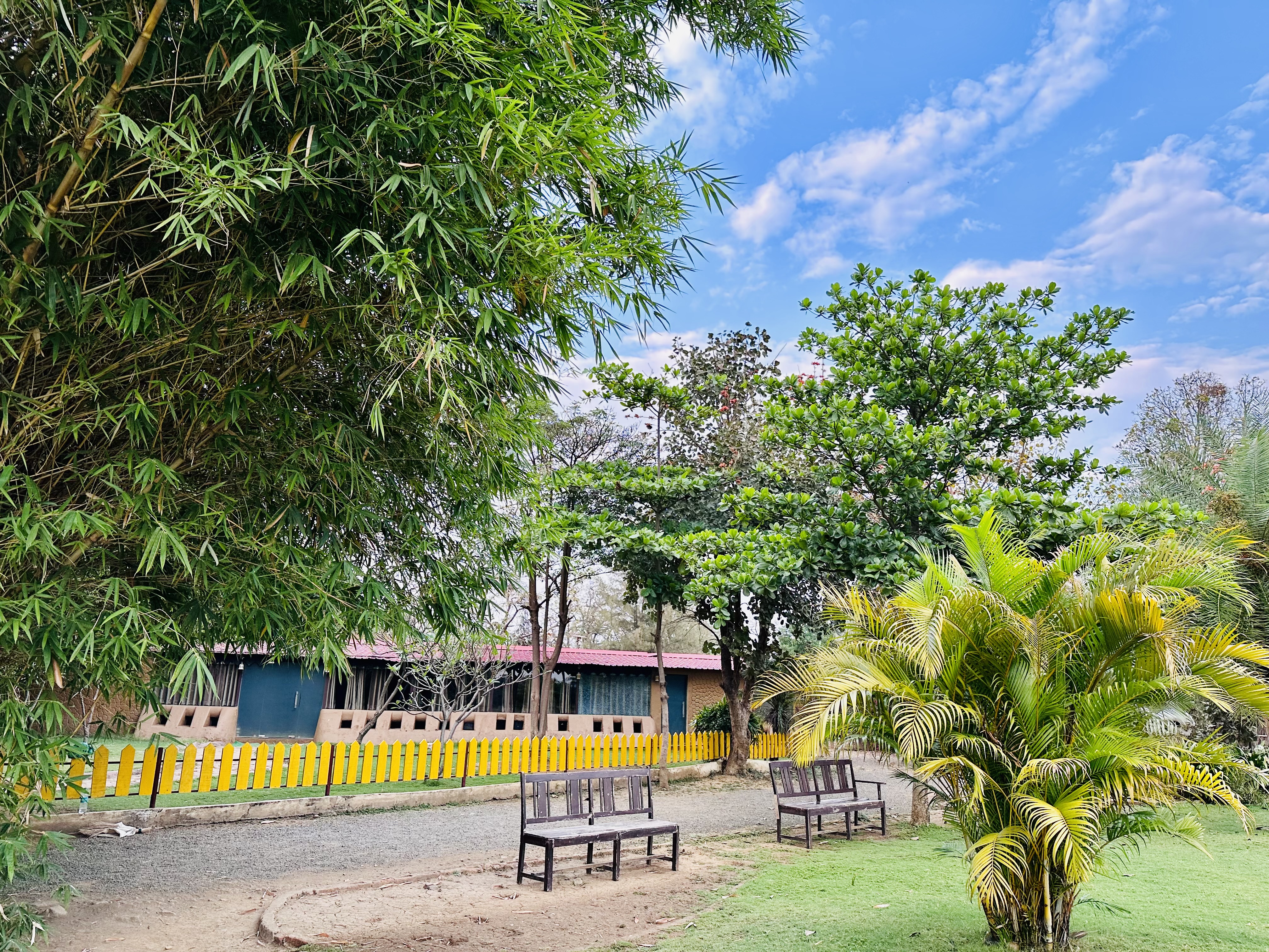 Karhandla Farm And Resort,Navegaon Deshmukh,3 star