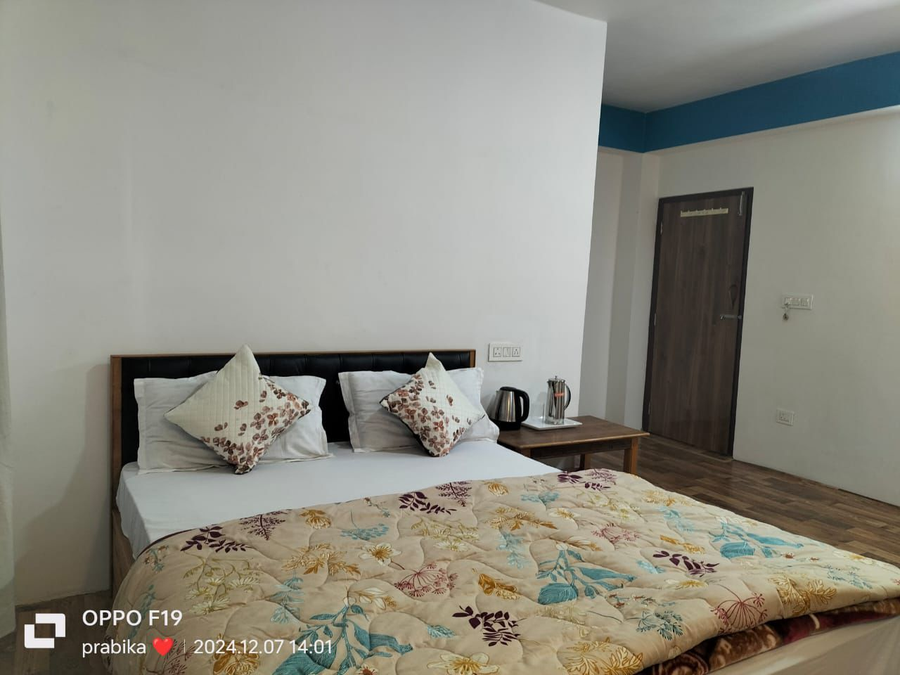 tashi tagye hotel