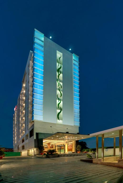 ramada by wyndham ahmedabad