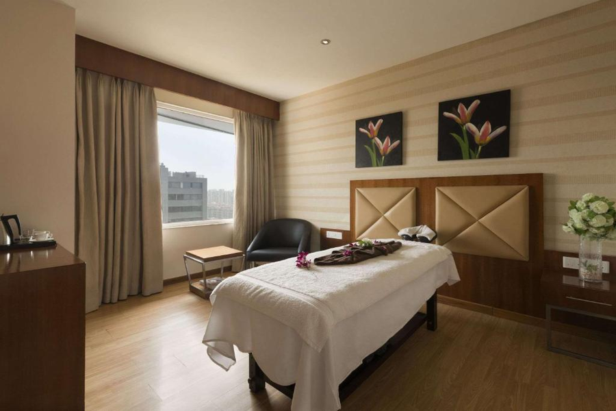 ramada by wyndham ahmedabad