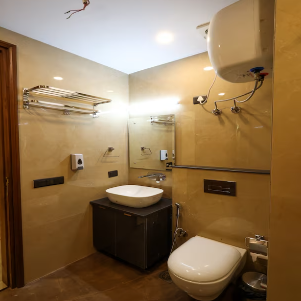 360 Degree Hotel,Sector 39,3 star