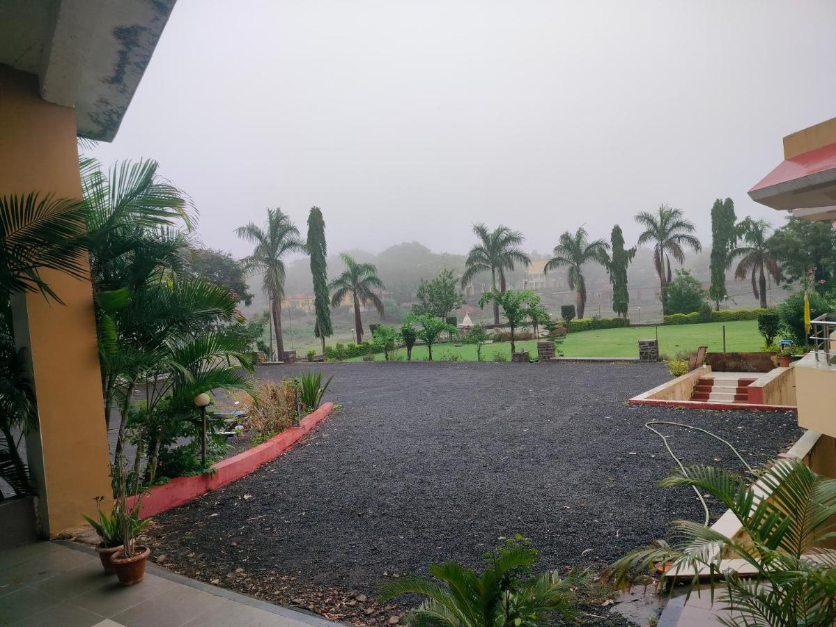 tgi jahaj mahal hotel