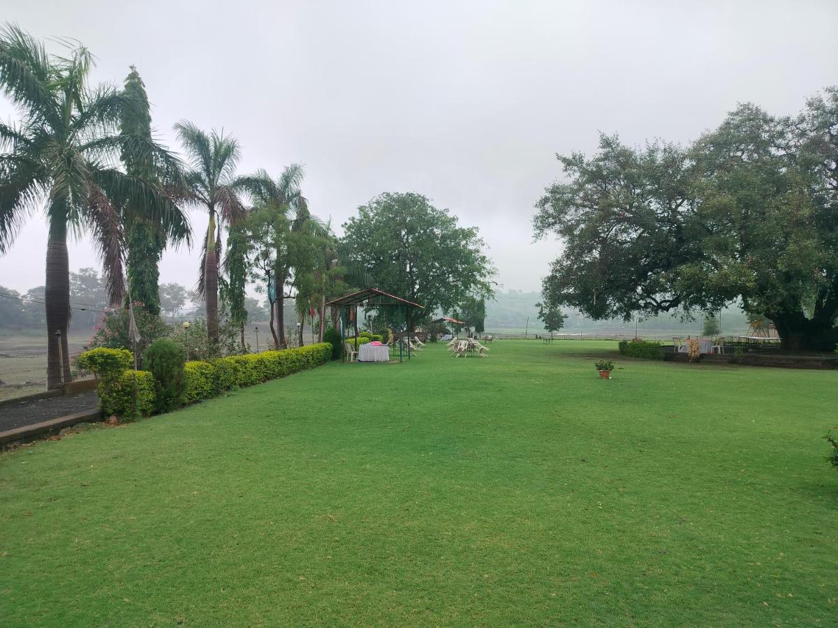 tgi jahaj mahal hotel