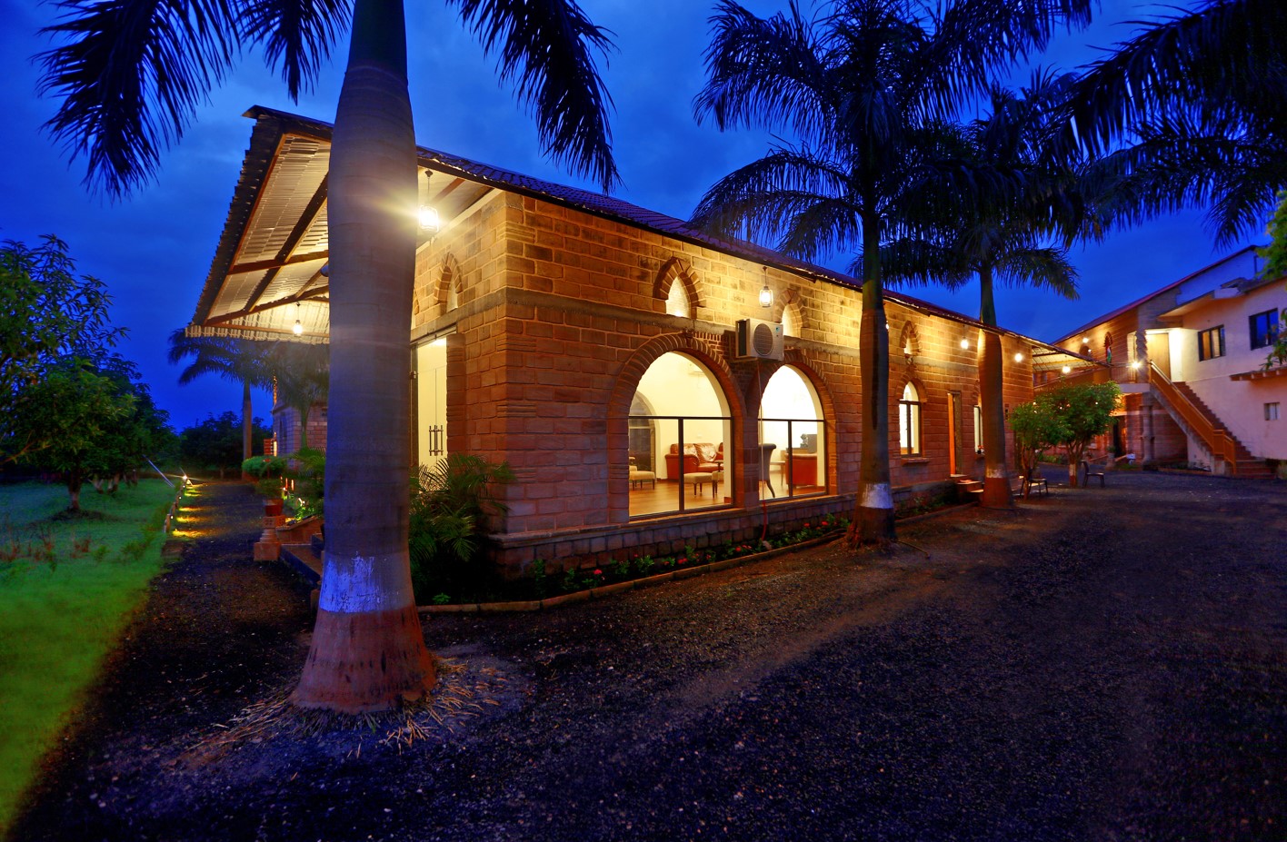gir night resort