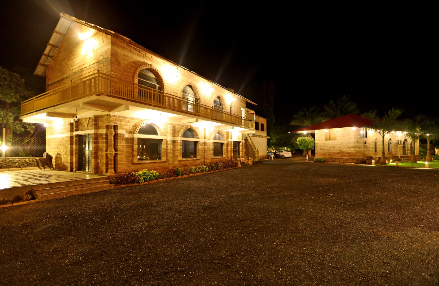 gir night resort