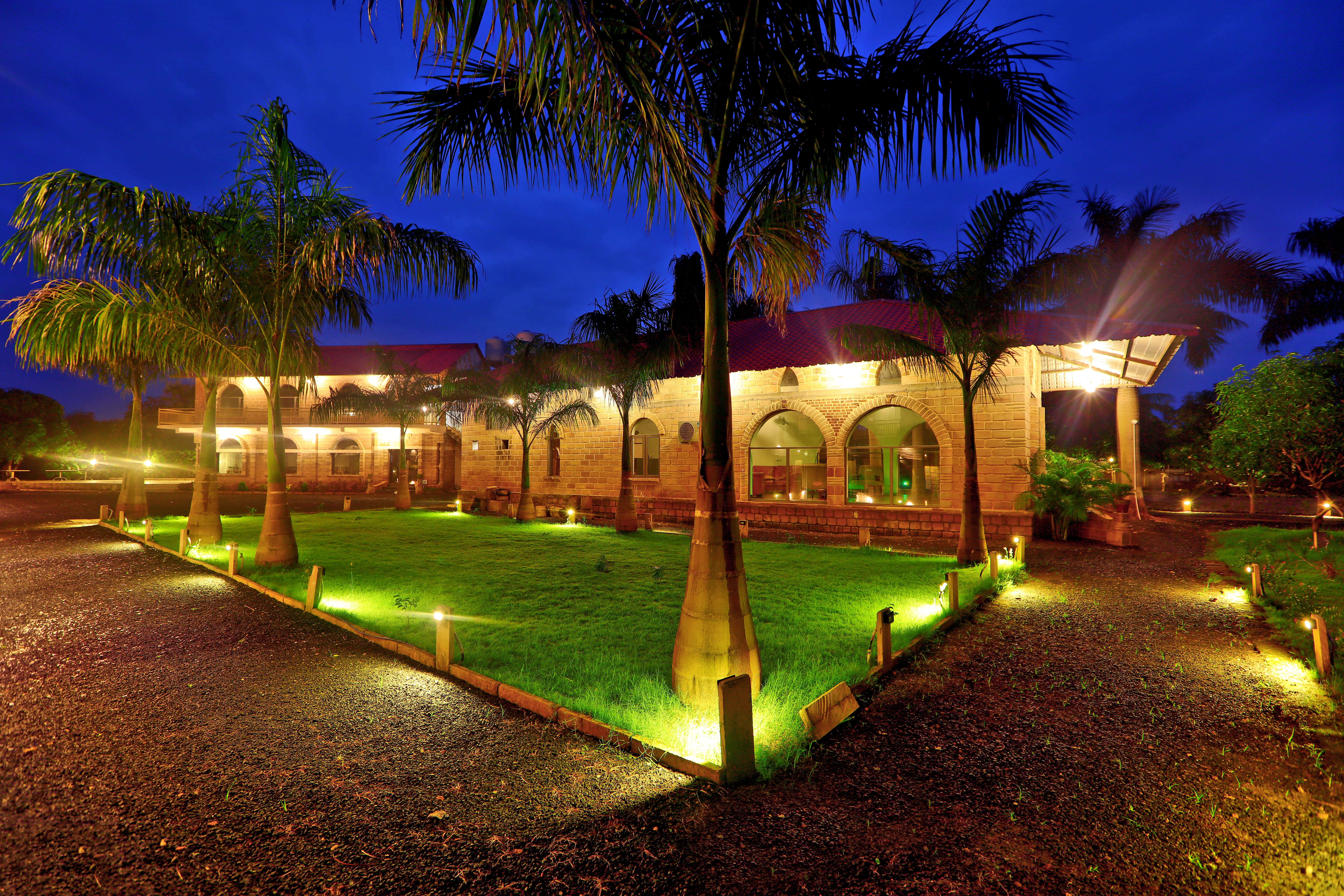gir night resort