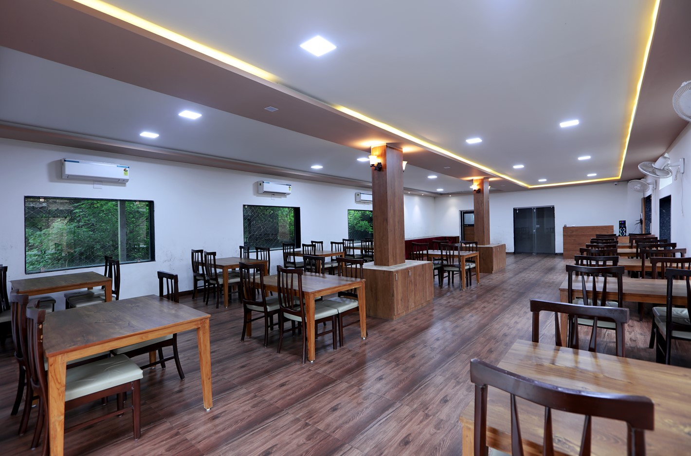 gir night resort