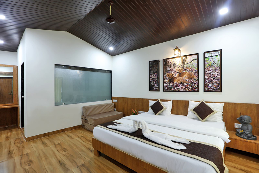 gir night resort