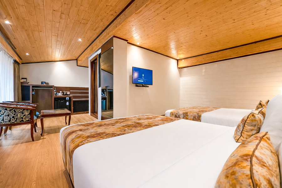 yashshree mall road darjeeling